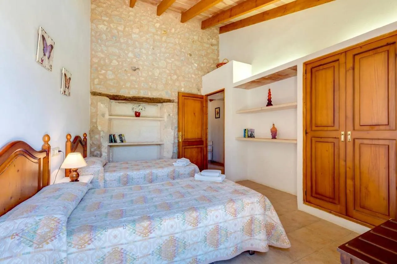 4 Bedrooms Villa With Private Pool Enclosed Garden And Wifi At 费拉尼奇 0*,  西班牙